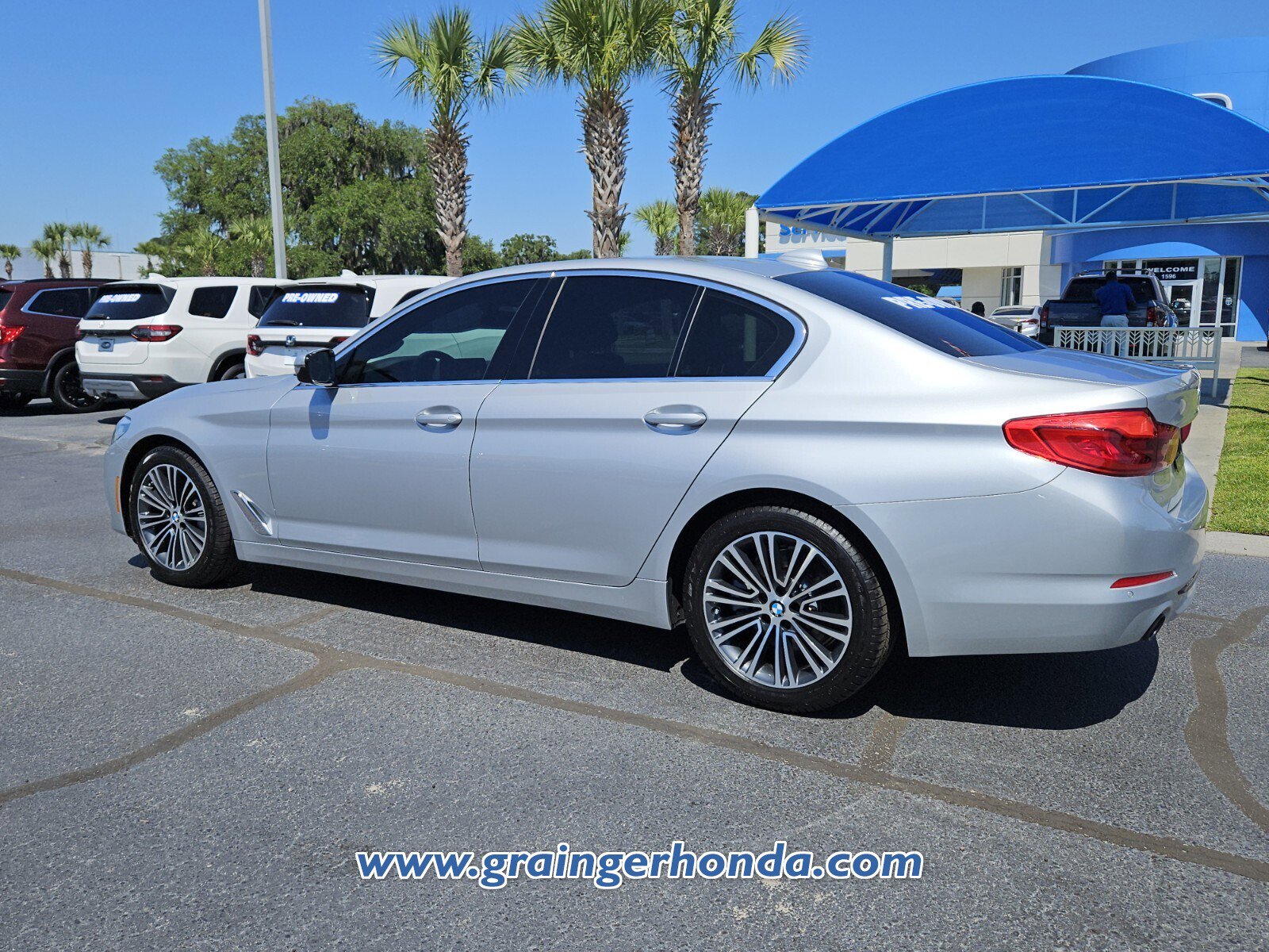 Used 2019 BMW 530i w/ Convenience Package RWD image 3