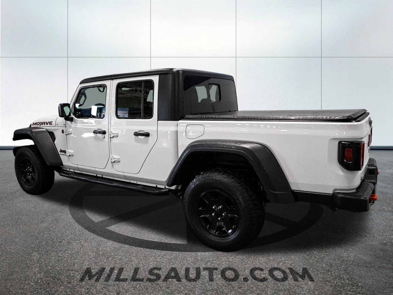 Used 2021 Jeep Gladiator Mojave w/ Trailer Tow Package AWD/4WD image 4