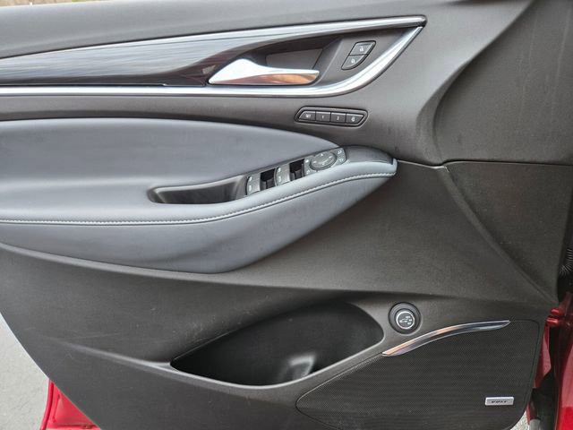 Used 2024 Buick Enclave Premium image 30