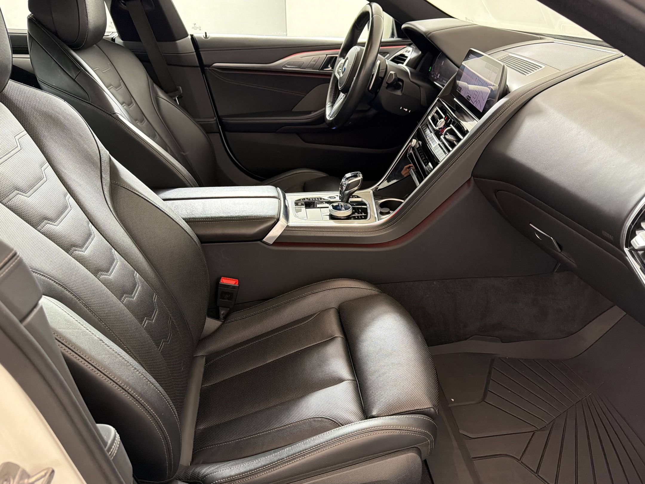 Used 2020 BMW 840i Gran Coupe w/ M Sport Package RWD image 24