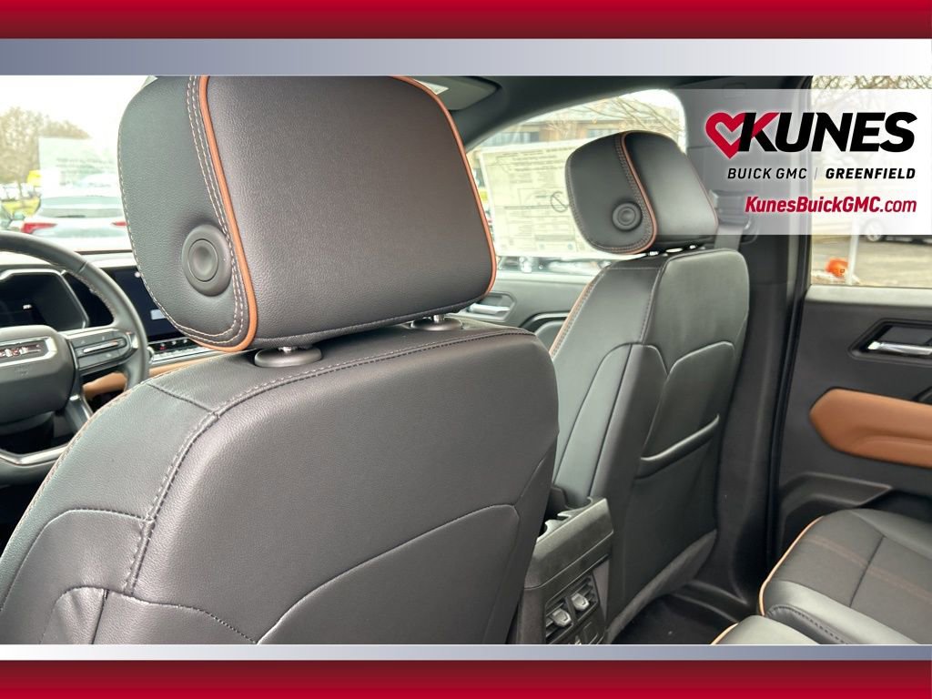 New 2026 GMC Canyon AT4 image 28