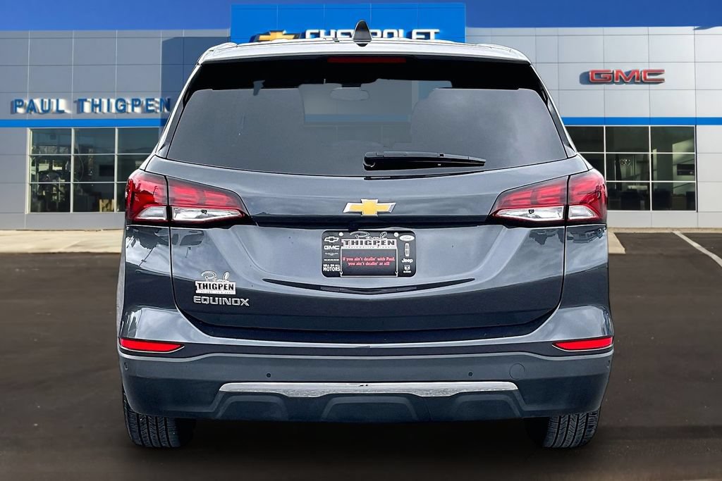 Used 2022 Chevrolet Equinox LT w/ Driver Convenience Package FWD image 5