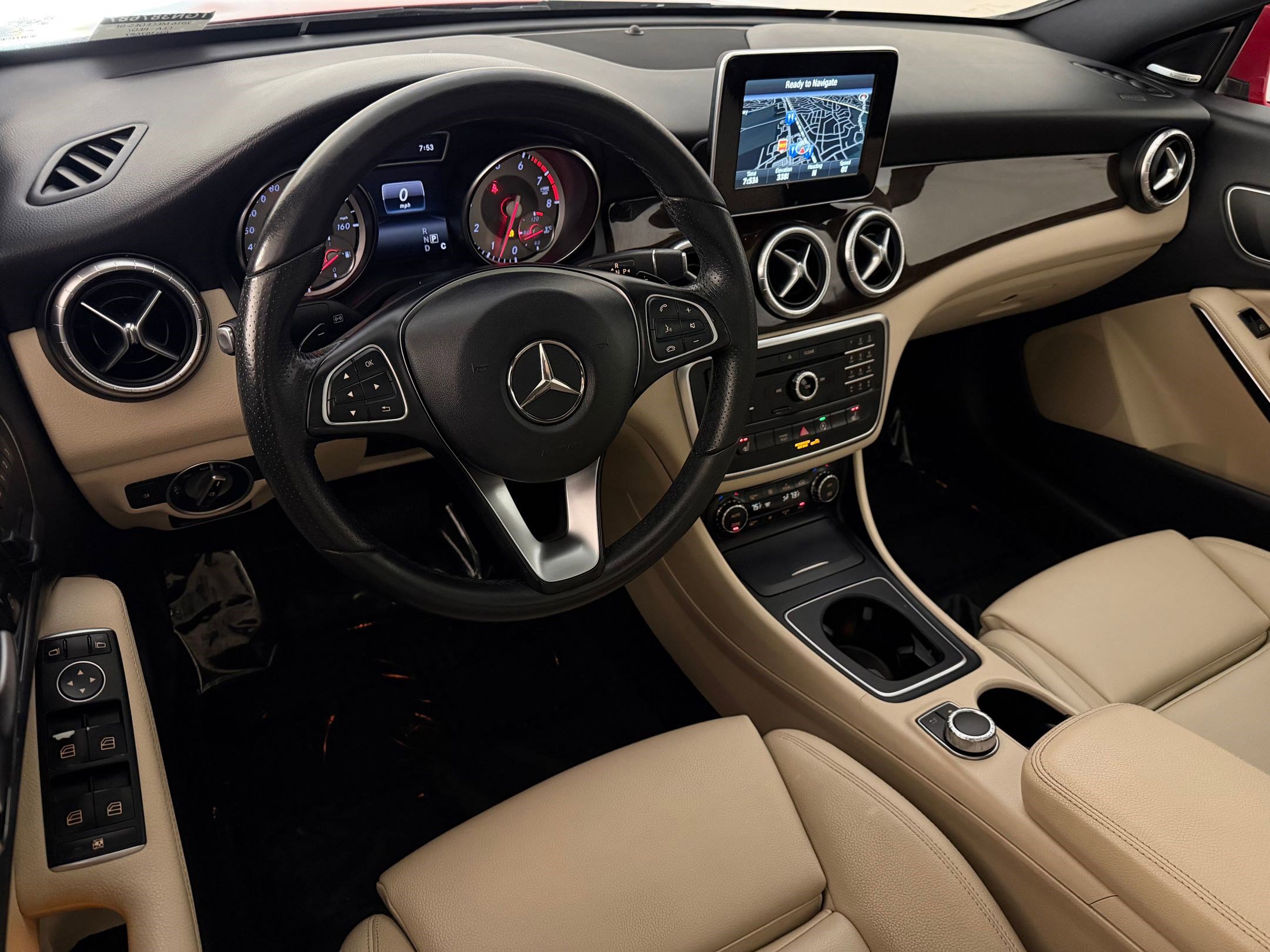 Used 2016 Mercedes-Benz CLA 250 4MATIC image 4