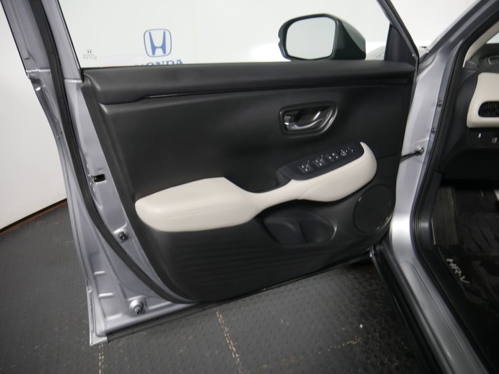 Certified 2023 Honda HR-V LX image 15