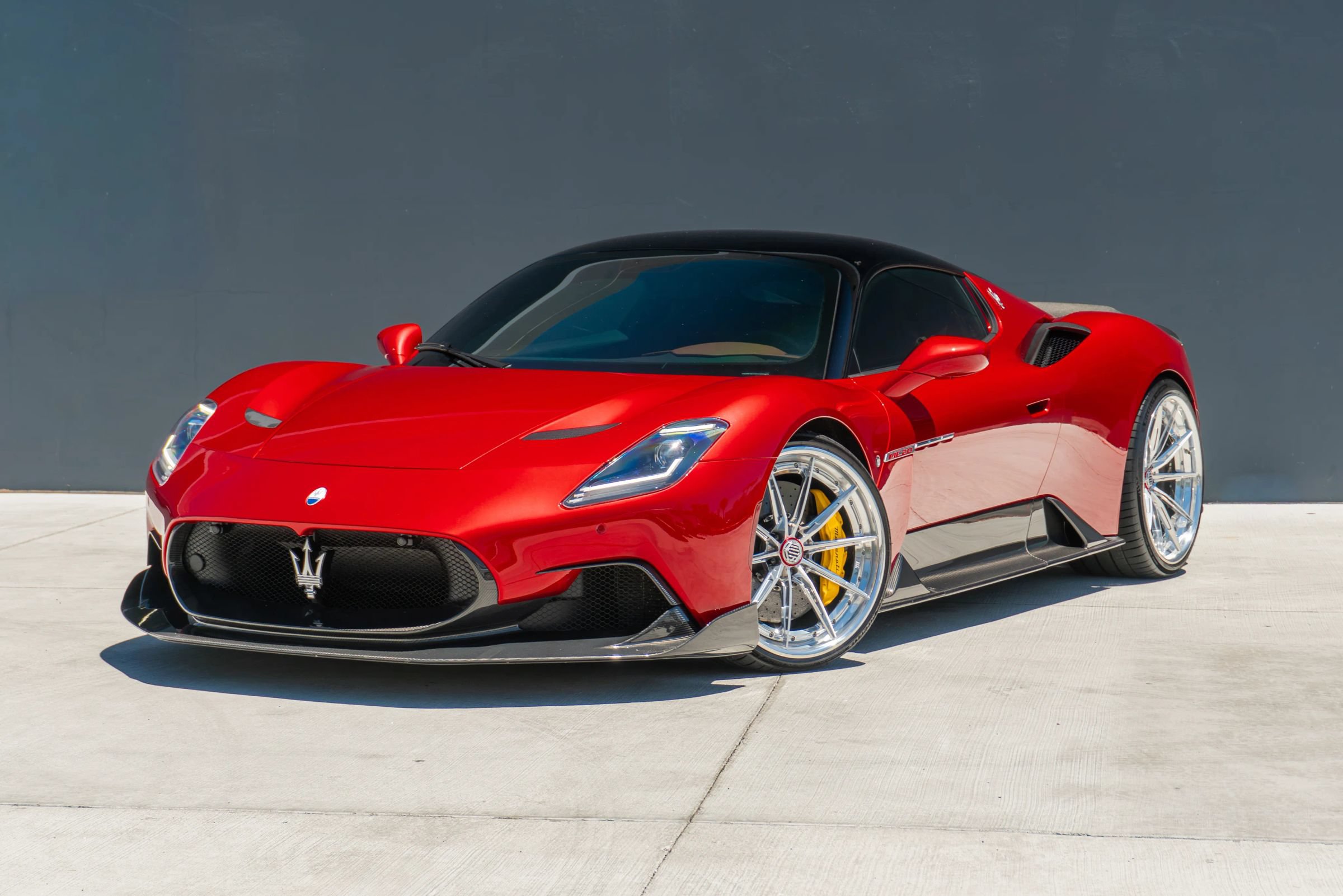 Used 2022 Maserati MC20 Coupe RWD image 3