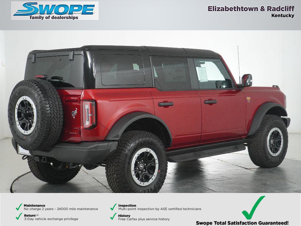 New 2025 Ford Bronco Badlands image 3