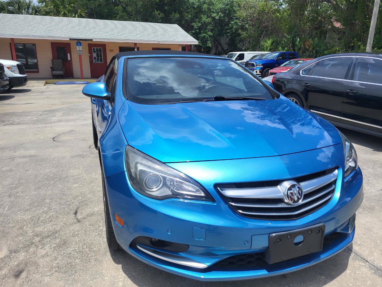 Used 2017 Buick Cascada Sport Touring FWD image 7