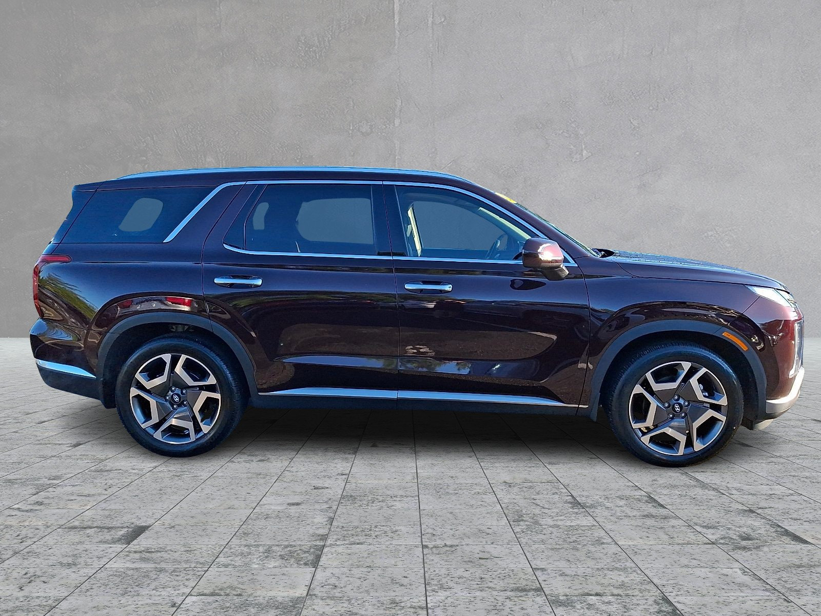 Used 2023 Hyundai Palisade Limited FWD image 4