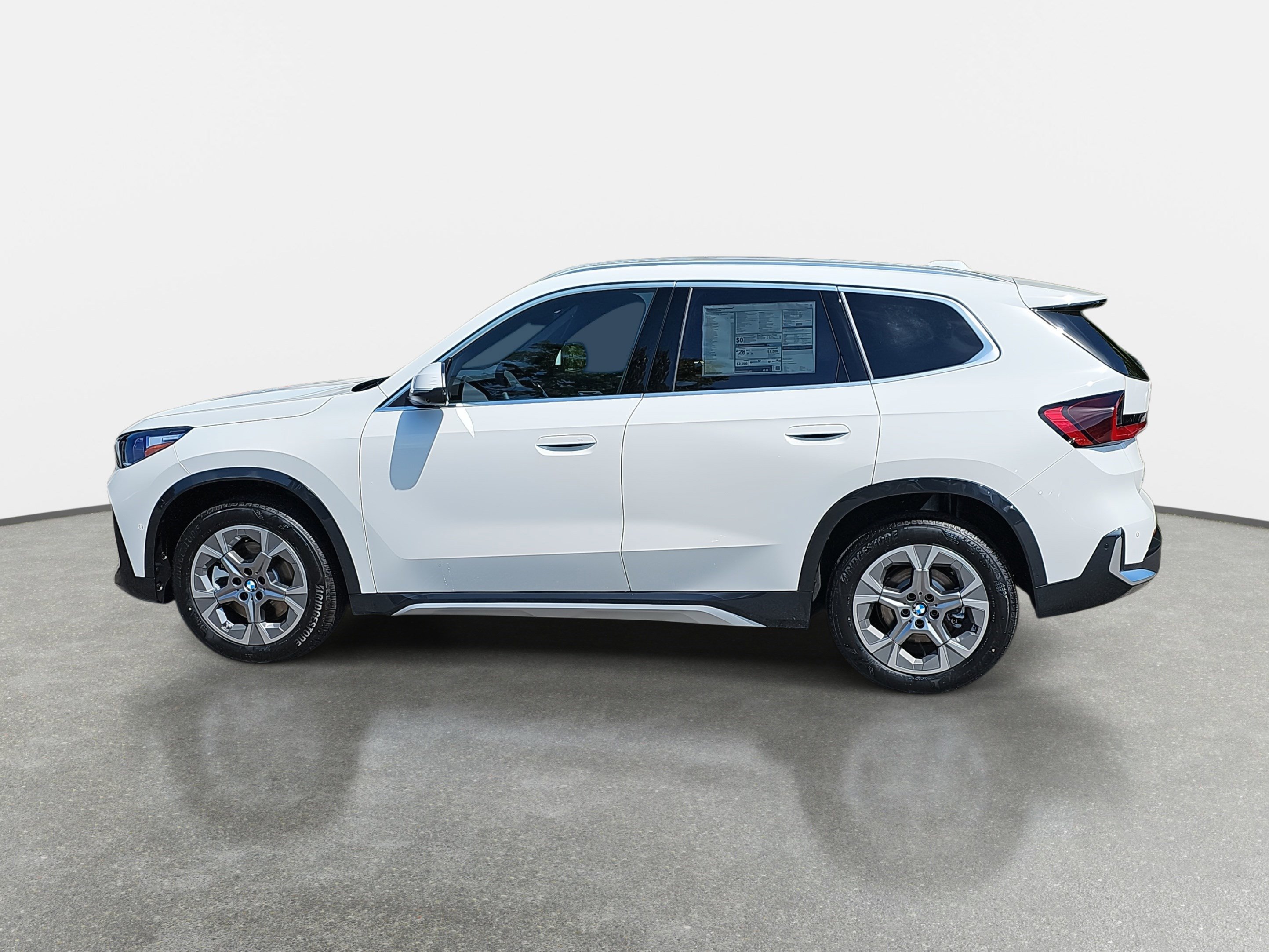 New 2026 BMW X1 xDrive28i w/ Technology Package image 8