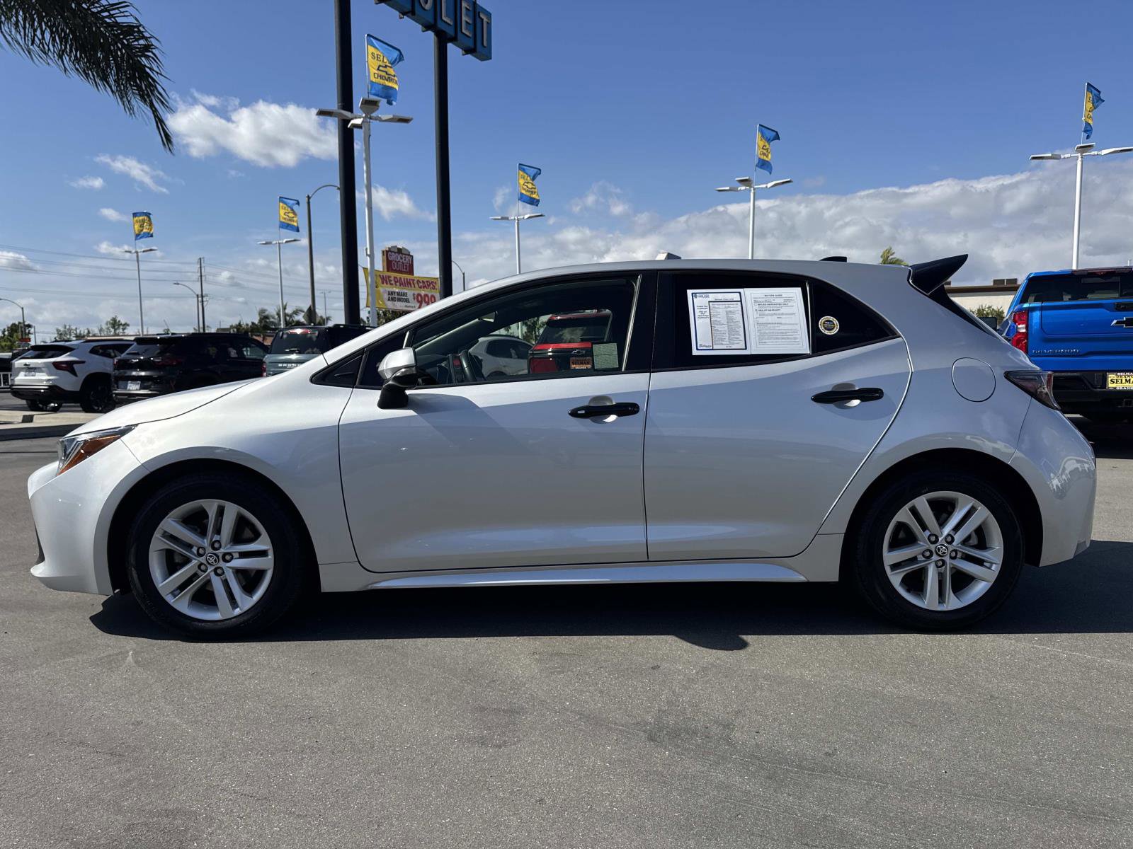 Used 2022 Toyota Corolla SE FWD image 8