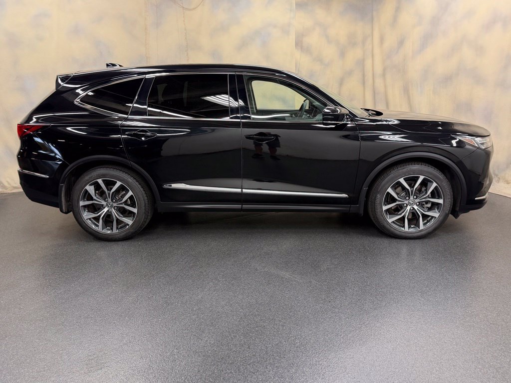 Used 2023 Acura MDX w/ Technology Package AWD/4WD image 9