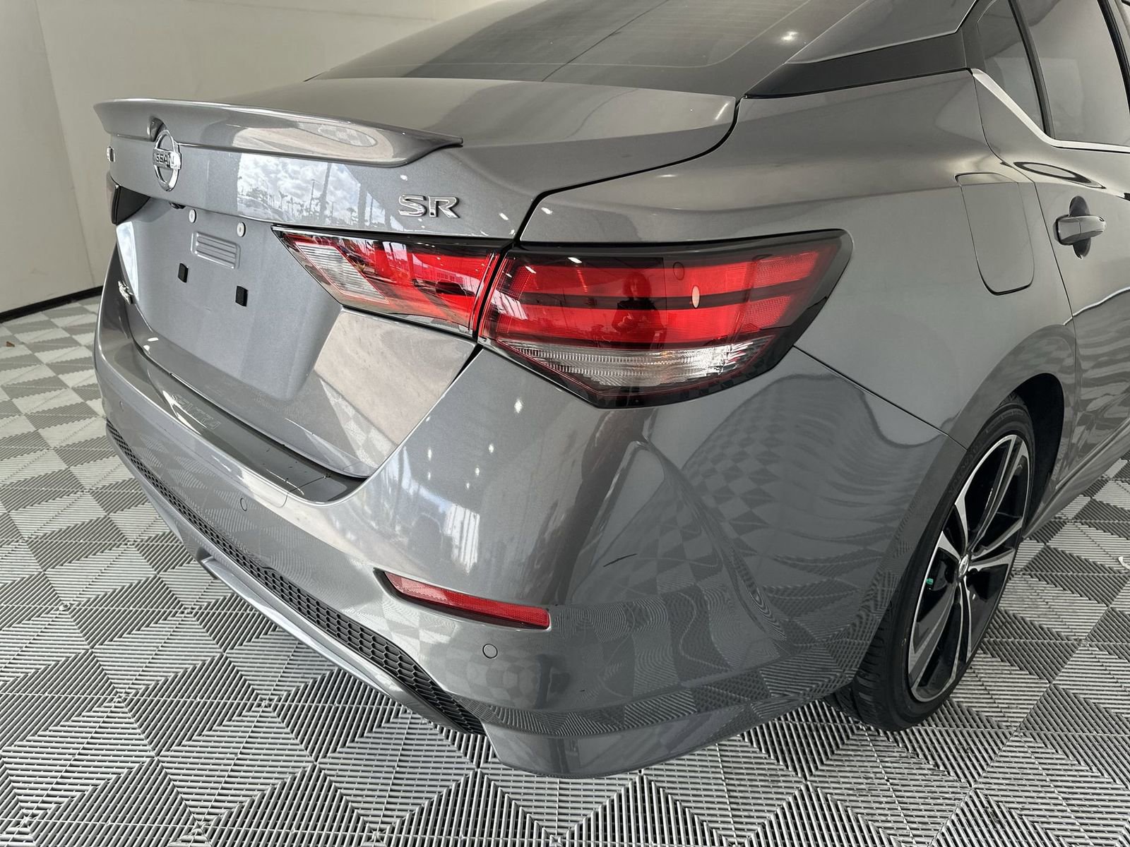 Certified 2023 Nissan Sentra SR w/ SR Premium Package image 26