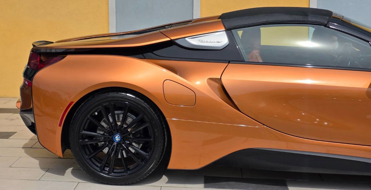 Used 2019 BMW i8 Roadster image 13