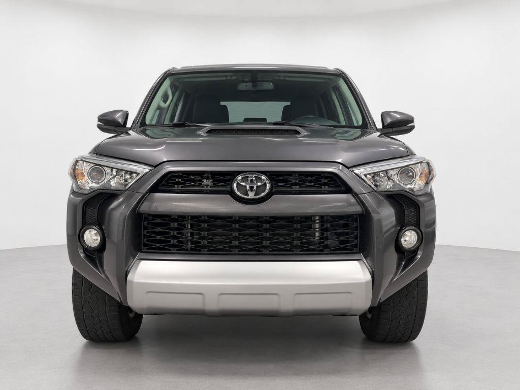 Used 2019 Toyota 4Runner TRD Off-Road AWD/4WD image 2