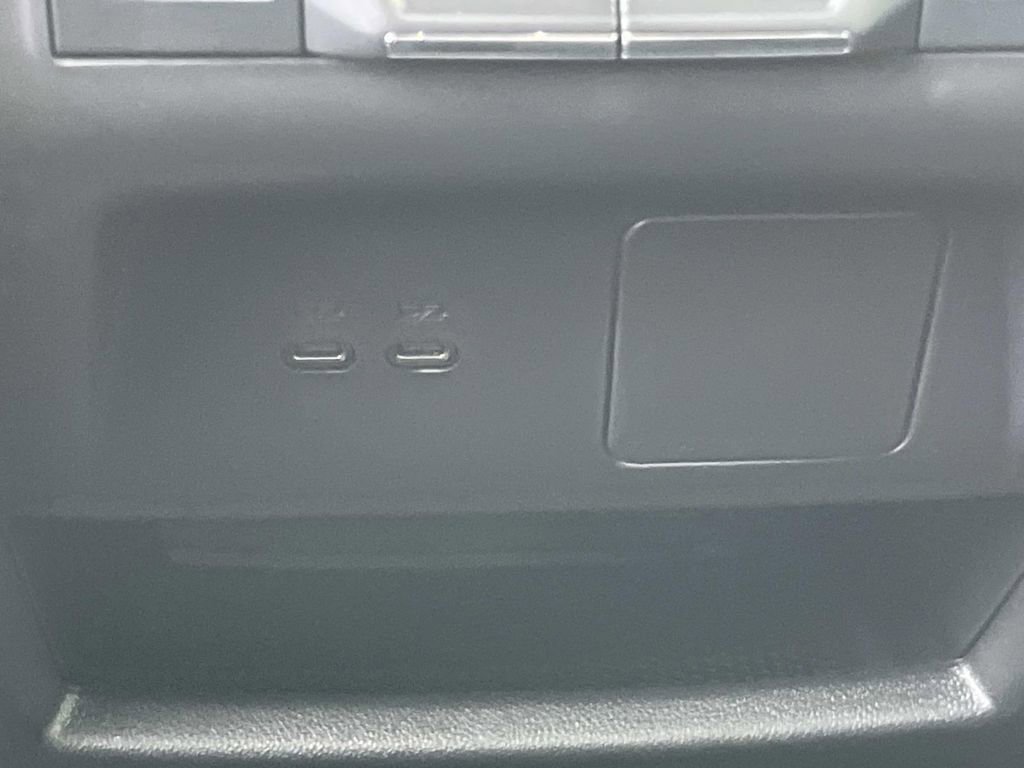 Certified 2025 Buick Enclave Preferred w/ Super Cruise Package image 16