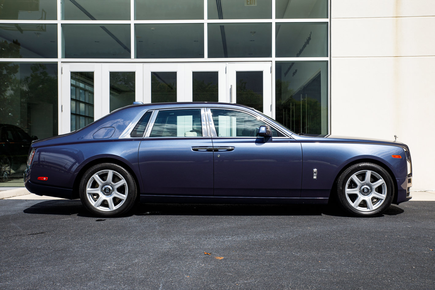 Certified 2020 Rolls-Royce Phantom Sedan RWD image 21