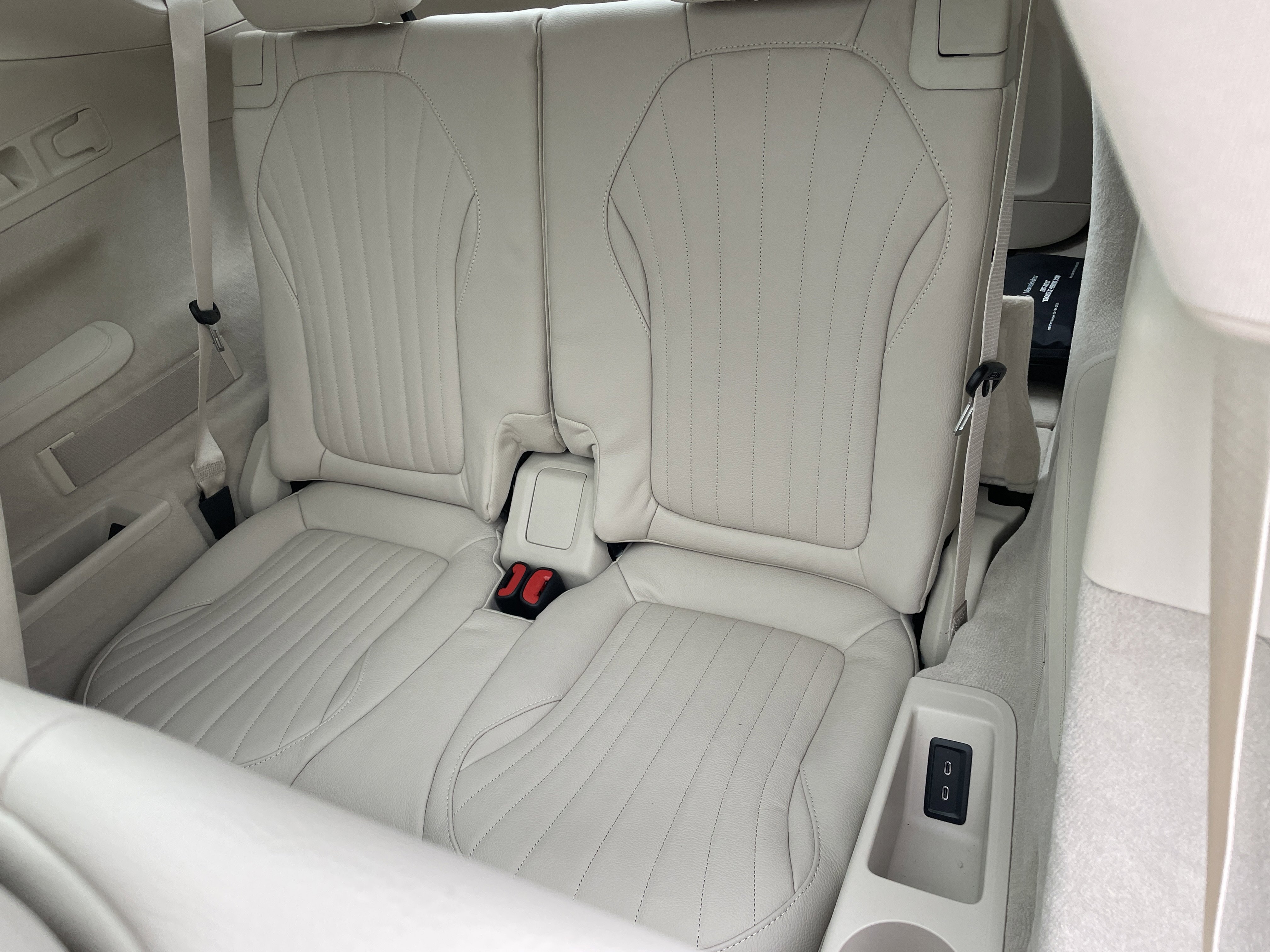 New 2026 Mercedes-Benz EQS 400 4MATIC SUV image 41