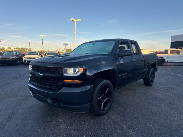 Used 2016 Chevrolet Silverado 1500 W/T w/ Black Out Edition AWD/4WD image 3