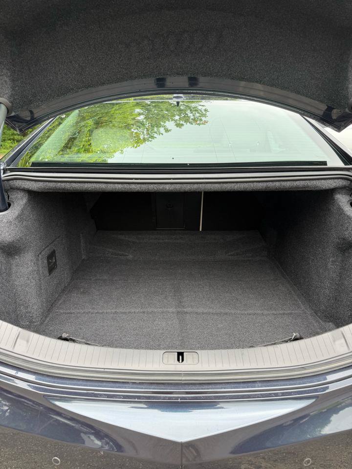Used 2013 Cadillac XTS Premium AWD/4WD image 23