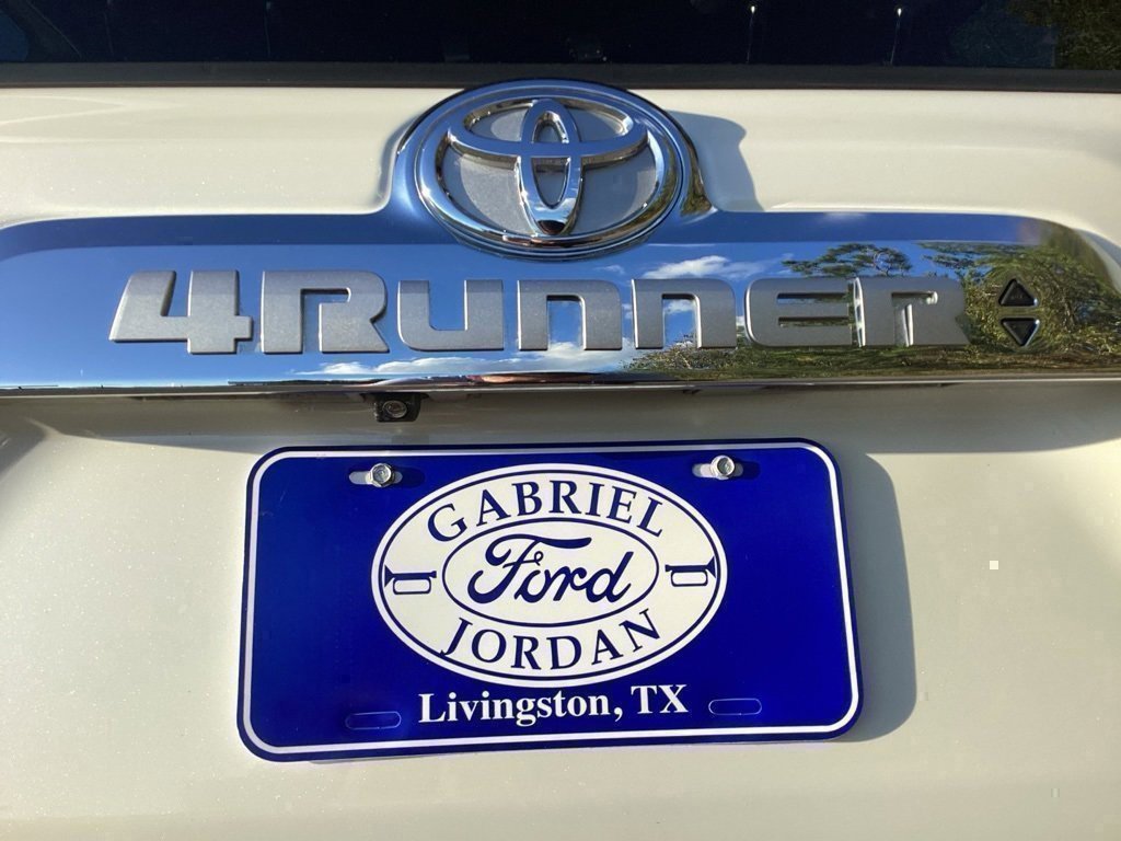 Used 2018 Toyota 4Runner Limited image 14