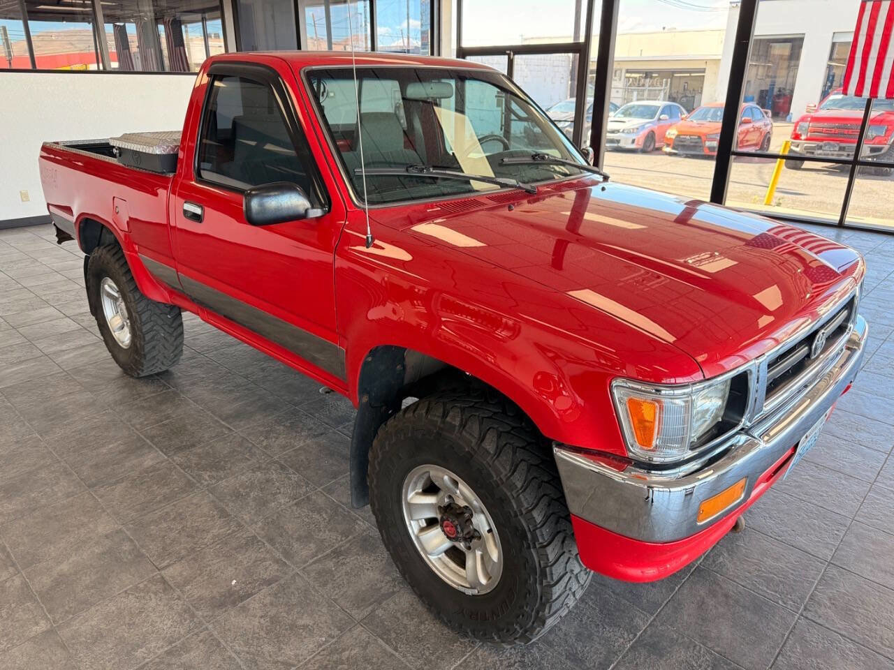 Used 1992 Toyota Pickup Deluxe AWD/4WD image 1