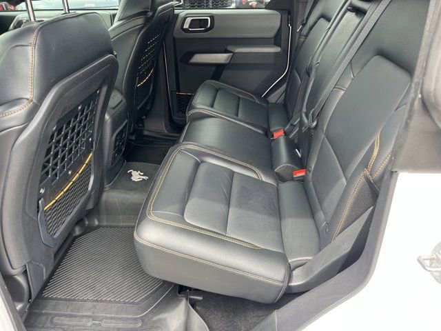 Used 2023 Ford Bronco Badlands w/ Sasquatch Package image 22