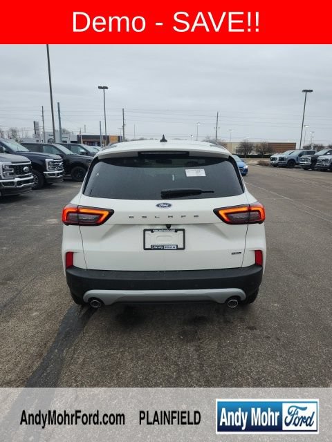 New 2025 Ford Escape SE w/ PHEV Premium Package FWD image 7