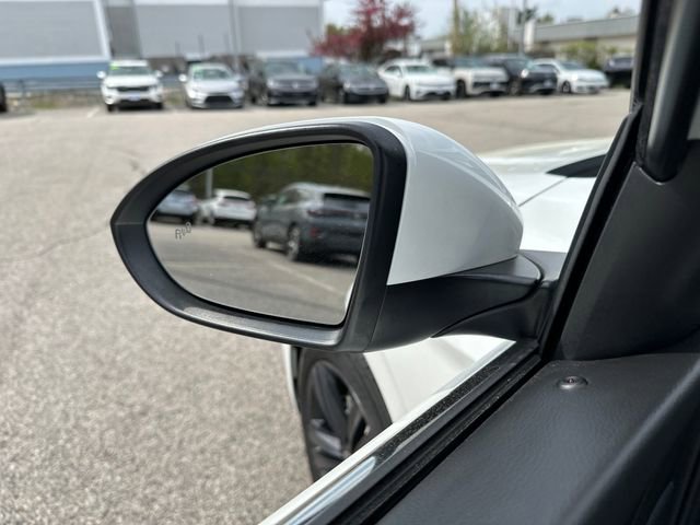 Certified 2023 Volkswagen Jetta SE w/ Panoramic Sunroof Package FWD image 15