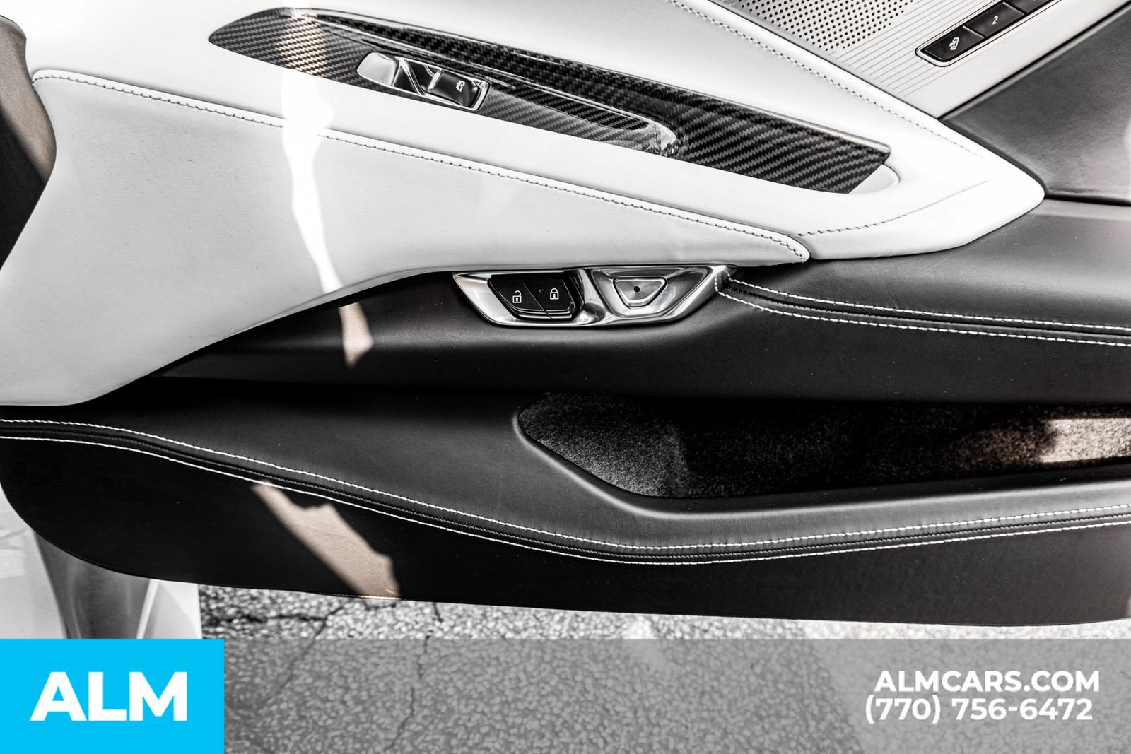 Used 2021 Chevrolet Corvette Stingray Premium Conv w/ Z51 Performance Package image 45