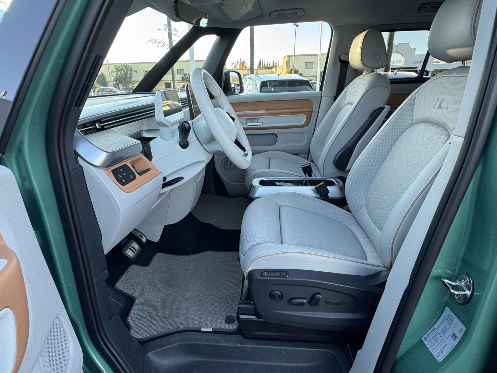 Certified 2025 Volkswagen ID. Buzz 1st Edition image 13