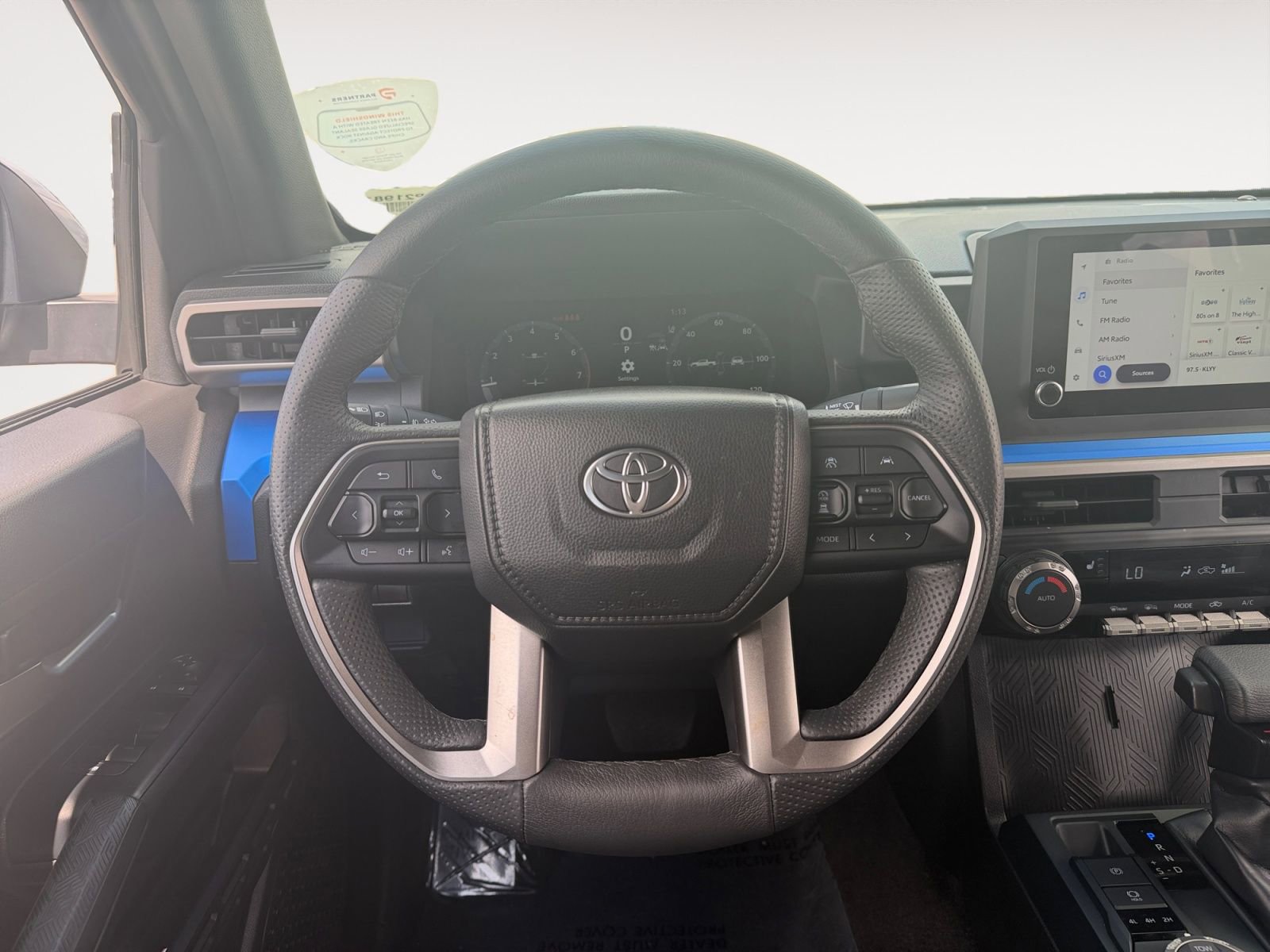 Certified 2025 Toyota Tacoma TRD Off-Road image 12