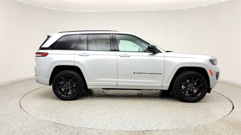 Used 2024 Jeep Grand Cherokee Limited 4xe AWD/4WD image 4