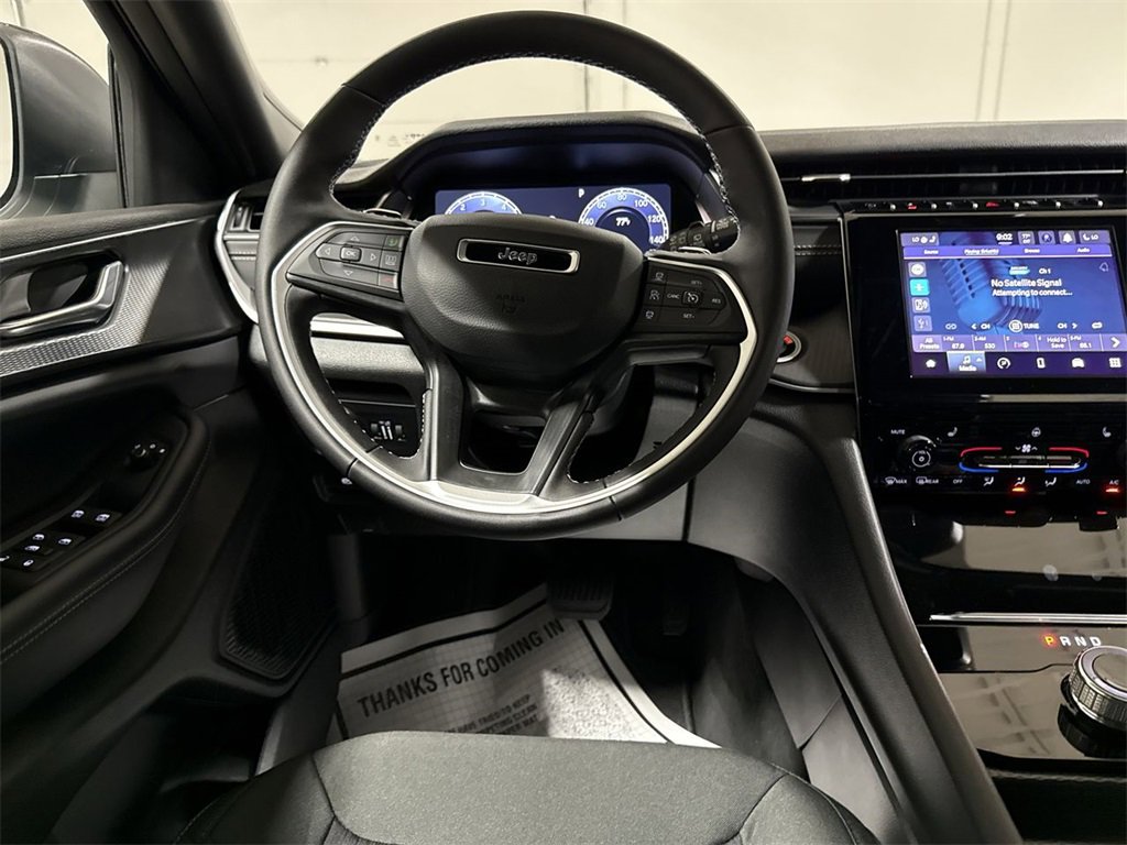 New 2025 Jeep Grand Cherokee L Laredo w/ Luxury Tech Group I image 20