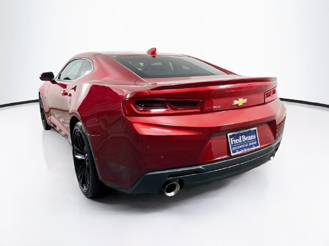 Used 2016 Chevrolet Camaro LT RWD image 6
