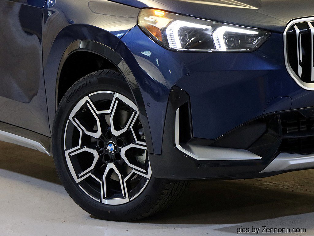 New 2025 BMW X1 xDrive28i w/ Convenience Package image 3