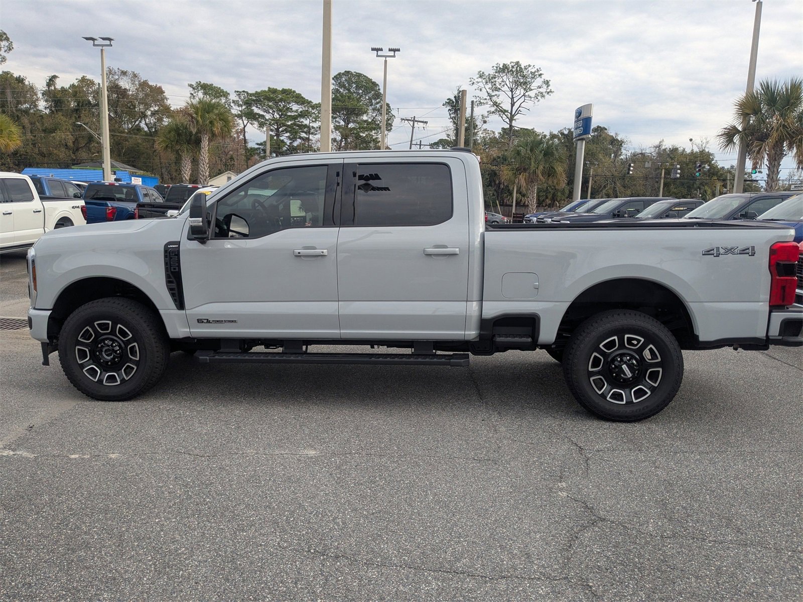 New 2025 Ford F350 Lariat w/ Lariat Ultimate Package image 7