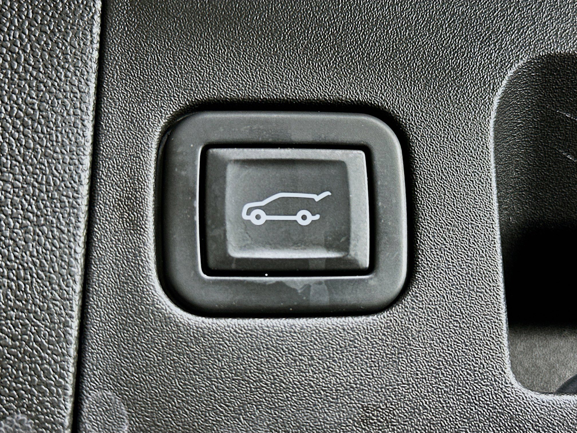 Used 2022 Cadillac XT5 Luxury image 28