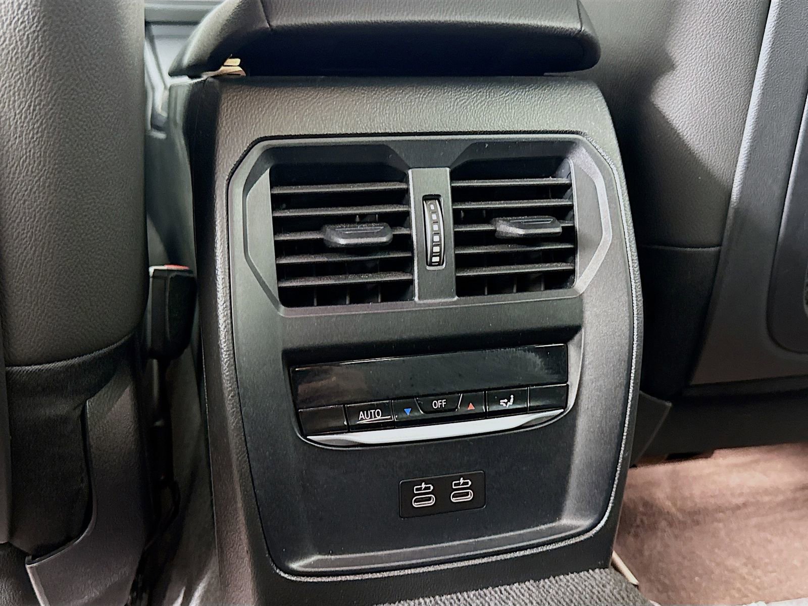 Certified 2023 BMW i4 eDrive35 w/ Premium Package RWD image 26