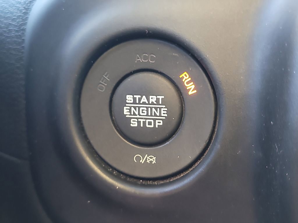 Used 2023 Jeep Wrangler Sport S image 25