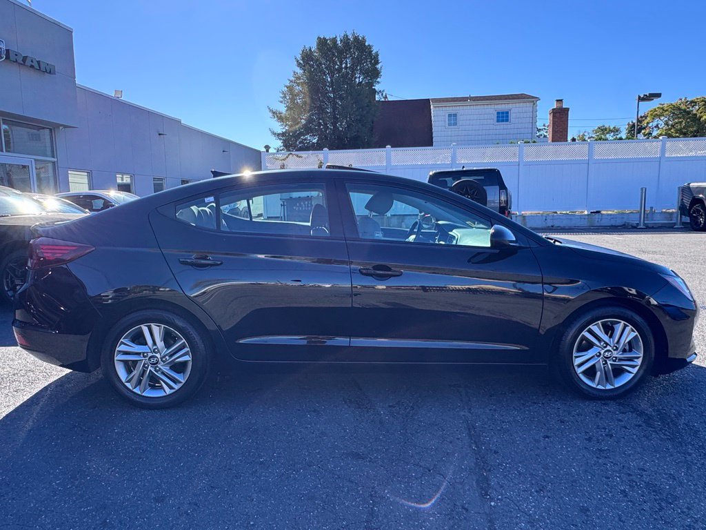 Used 2019 Hyundai Elantra Value Edition FWD image 8