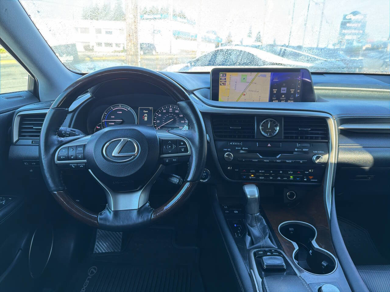 Used 2017 Lexus RX 450h AWD image 23