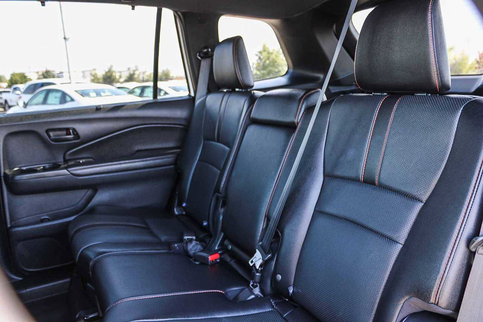 Certified 2025 Honda Passport TrailSport image 18