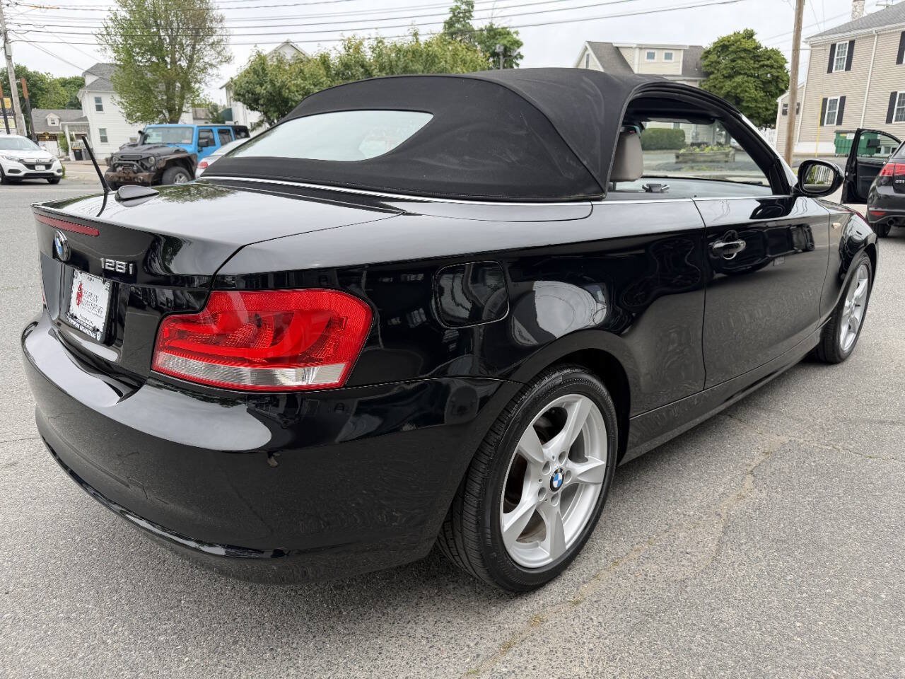 Used 2012 BMW 128i Convertible RWD image 8