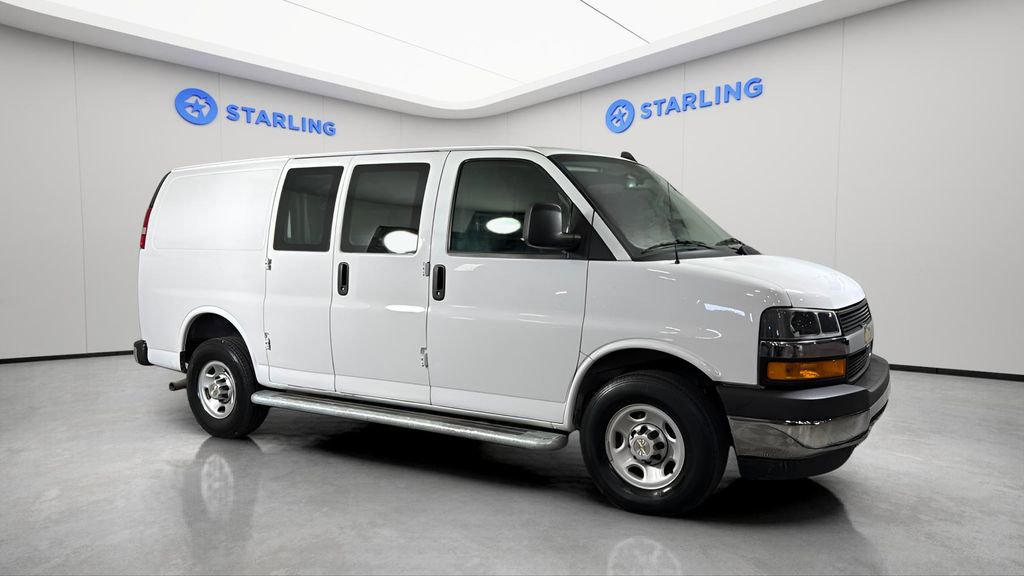 Used 2024 Chevrolet Express 2500 w/ Driver Convenience Package image 9