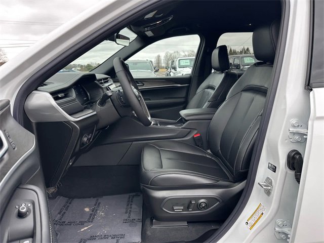 New 2025 Jeep Grand Cherokee Limited image 9