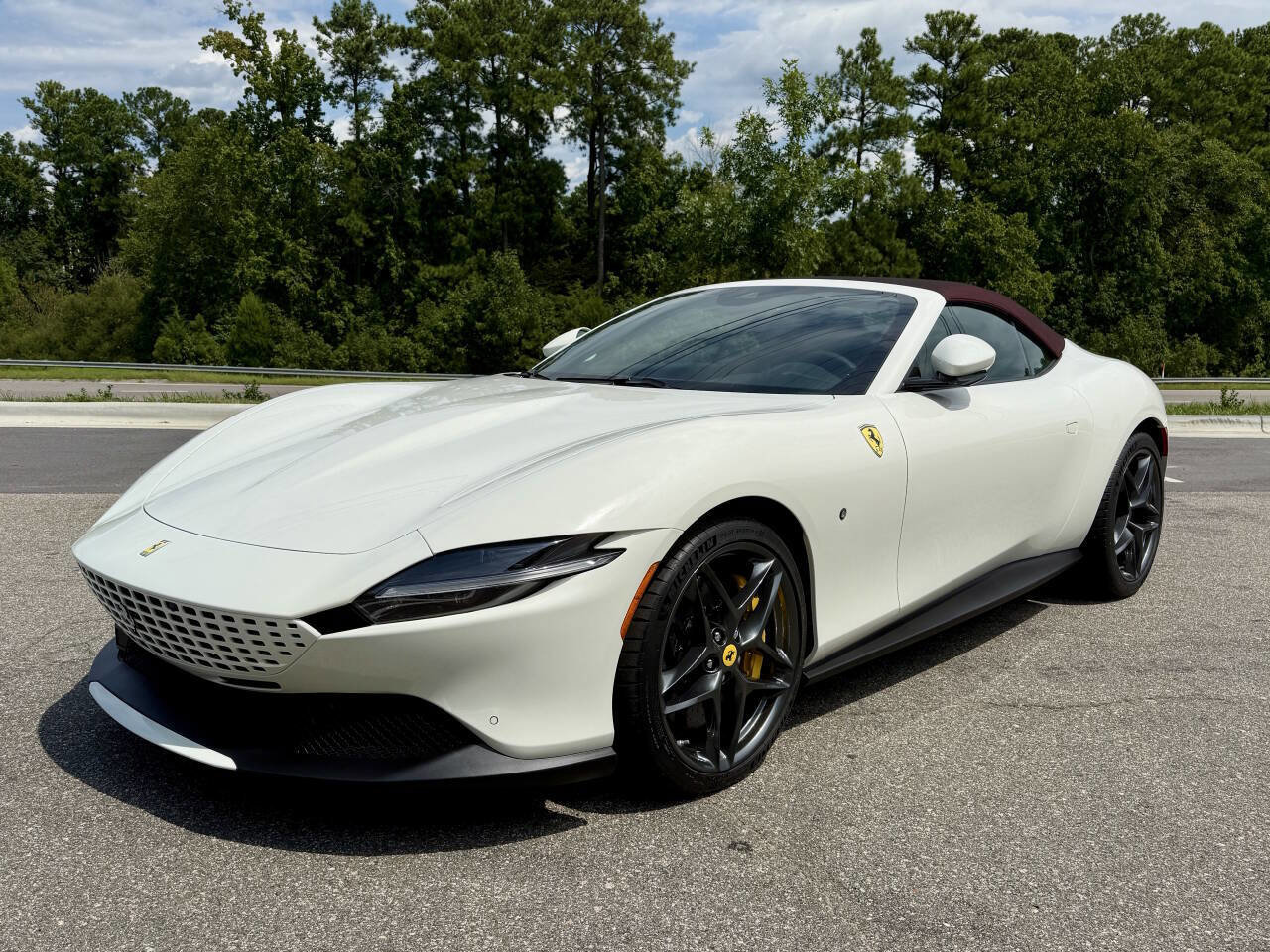 Used 2025 Ferrari Roma Spider image 6