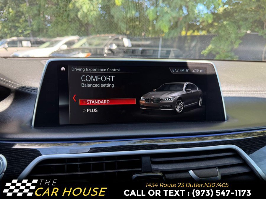 Used 2019 BMW 750i xDrive w/ Executive Package AWD/4WD image 37