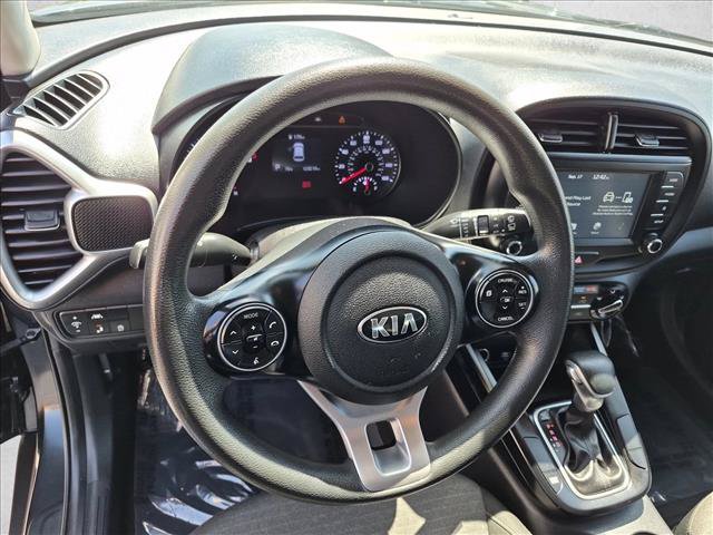 Used 2020 Kia Soul S FWD image 11