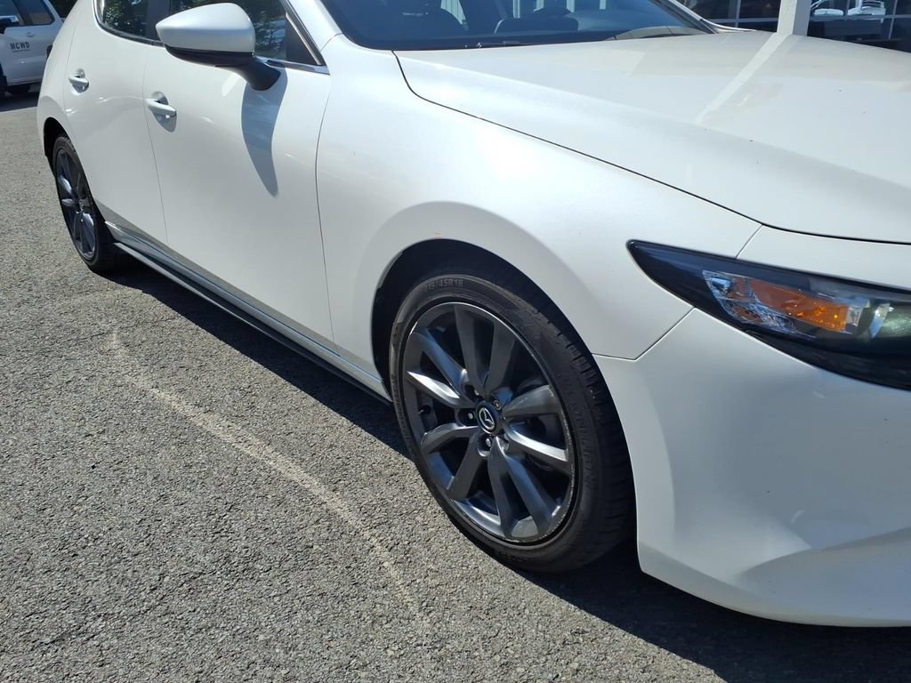 Used 2021 MAZDA MAZDA3 s FWD image 18