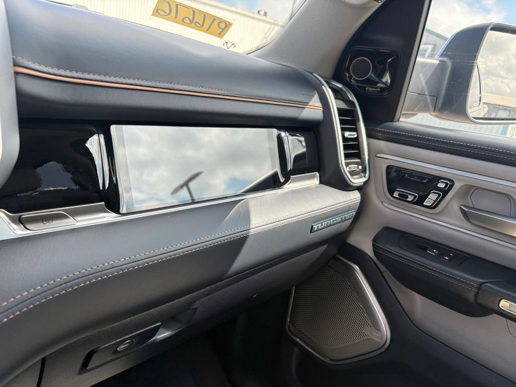 Used 2025 RAM 1500 Tungsten AWD/4WD image 16